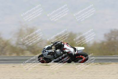 media/Apr-20-2025-CVMA (Sun) [[39090e8767]]/Race 9-Formula LW Twins Shootout/